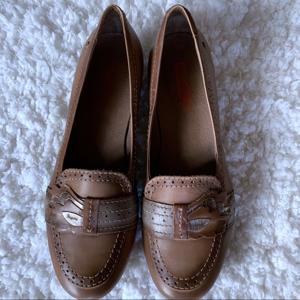 PIKOLINOS Brown Leather Loafers with Metallic Accent